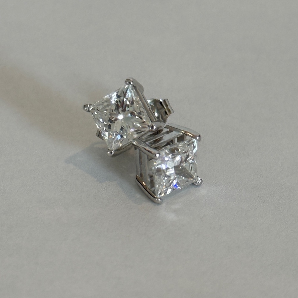 COPY - Elegant 14k white gold large 2 carat + lab diamond certified solitaire s…